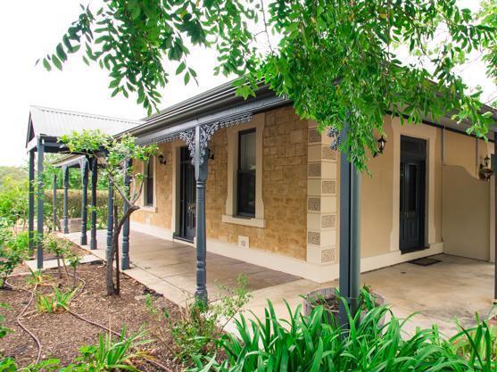 タナンダ Pirathon Country Estate Bed & Breakfast エクステリア 写真